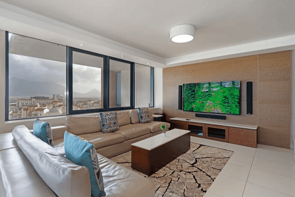 THE AZURE - MANHATTAN SUITES